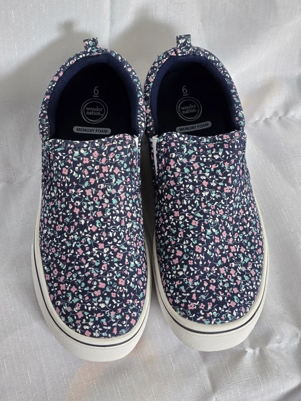 Wonder Nation Girls' 6 Navy Floral Slip-On Sneakers with Pink and Mint Accents